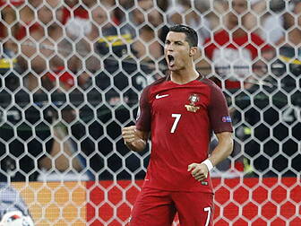 WATCH: Cristiano Ronaldo implo...
